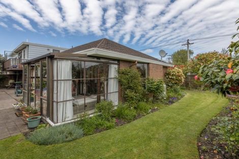 Photo of property in 45 Farquhars Road, Redwood, Christchurch, 8051