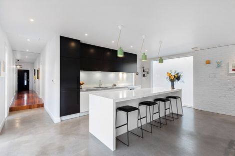 Photo of property in 438 Point Chevalier Road, Point Chevalier, Auckland, 1022