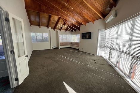 Photo of property in 11 Muritai Road, Milford, Auckland, 0620