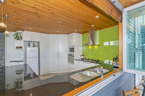 Photo of property in 20 Pacific Place, Whitianga, 3510