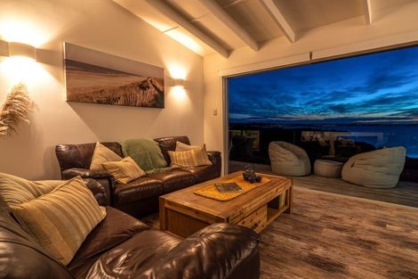 Photo of property in 50 Carsons Road, Waiheke Island, 1971