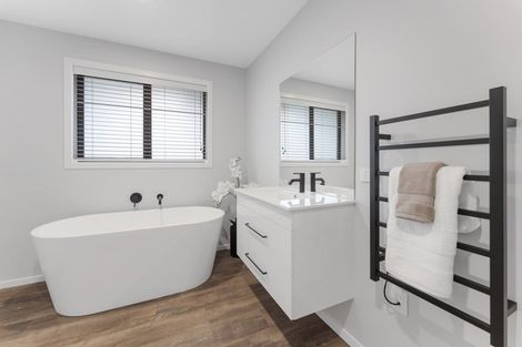 Photo of property in 7 Boyce Lane, Amberley, 7410