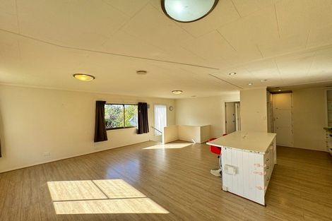 Photo of property in 1/62 Stapleford Crescent, Browns Bay, Auckland, 0630