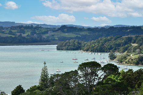 Photo of property in 4 Kanuka Road, Sandspit, Warkworth, 0982