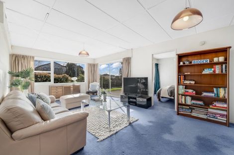 Photo of property in 8 Fielding Crescent, Farm Cove, Auckland, 2012