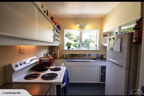 Photo of property in 8/161 Glenmore Street, Kelburn, Wellington, 6012