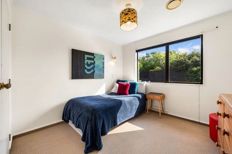 Photo of property in 75 Rangoon Street, Khandallah, Wellington, 6035