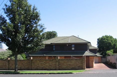 Photo of property in 9a Oak Street, Royal Oak, Auckland, 1023