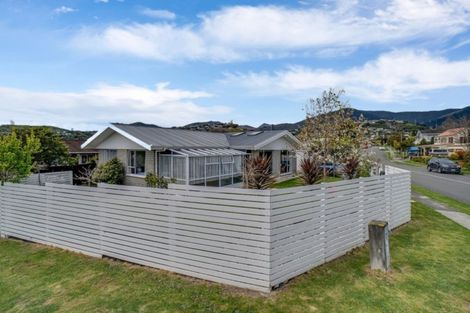 Photo of property in 52 Fergusson Street, Stoke, Nelson, 7011