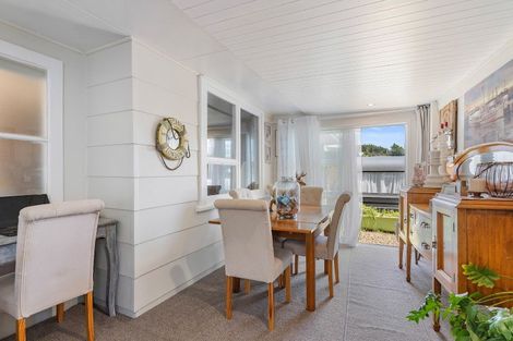 Photo of property in 229 Chartwell Avenue, Whangamata, 3620
