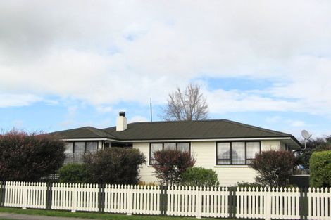 Photo of property in 41 Lipscombe Crescent, Havelock North, 4130