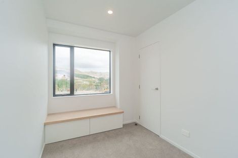 Photo of property in 32 Turtleback Avenue, Whitby, 5024