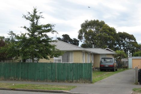 Photo of property in 27 Kuaka Crescent, Bromley, Christchurch, 8062