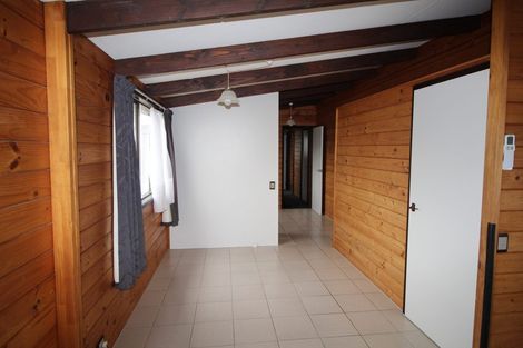 Photo of property in 7 Newton Place, Westbrook, Palmerston North, 4412