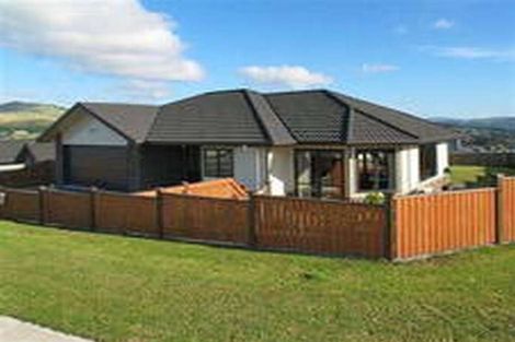 Photo of property in 14 Nelson Avenue, Aotea, Porirua, 5024