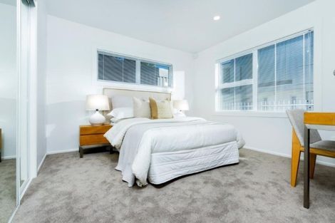 Photo of property in 1/241 Hurstmere Road, Takapuna, Auckland, 0622