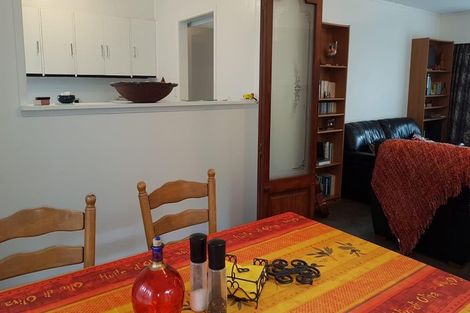 Photo of property in 2/34 Teal Crescent, Beach Haven, Auckland, 0626