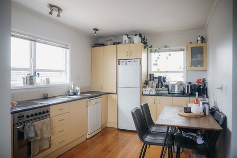 Photo of property in 2/11 Felton Mathew Avenue, St Johns, Auckland, 1072