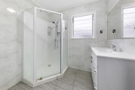 Photo of property in 5 Mcdivitt Street, Manurewa, Auckland, 2102