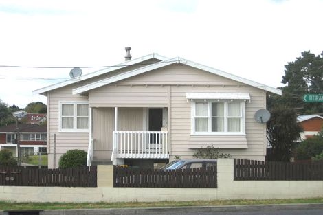 Photo of property in 60 Titirangi Road, New Lynn, Auckland, 0600