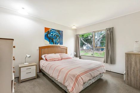Photo of property in 83 Simpson Road, Ranui, Auckland, 0612