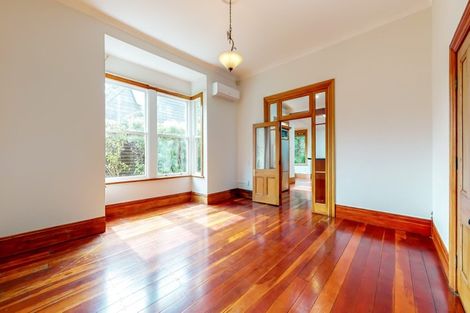 Photo of property in 145 Glenmore Street, Kelburn, Wellington, 6012