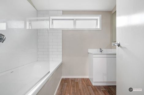 Photo of property in 140 Fraser Avenue, Johnsonville, Wellington, 6037