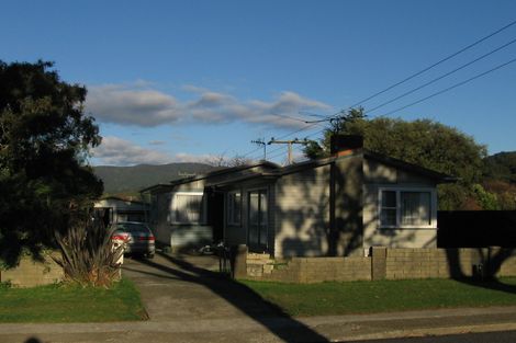 Photo of property in 20 Parkway, Wainuiomata, Lower Hutt, 5014