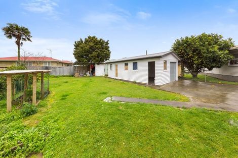 Photo of property in 5 Mcdivitt Street, Manurewa, Auckland, 2102