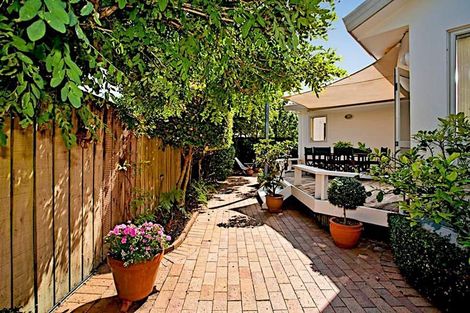 Photo of property in 67 Balmain Road, Birkenhead, Auckland, 0626