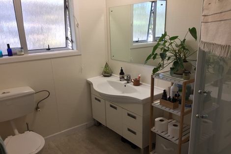 Photo of property in 26 Claverdon Drive, Massey, Auckland, 0614