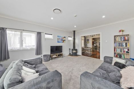 Photo of property in 22 Milverton Avenue, Hokowhitu, Palmerston North, 4410