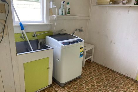 Photo of property in 17 Edward Street, Waimate, 7924