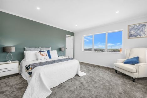 Photo of property in 13 Drumconnell Drive, Flat Bush, Auckland, 2019