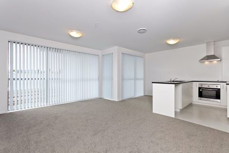 Photo of property in 8/26 Railway Street West, Papakura, 2110