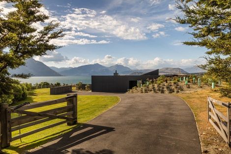 Photo of property in 51 Drift Bay Road, Wye Creek, Queenstown, 9371