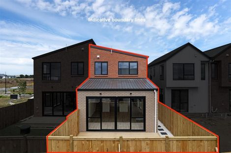 Photo of property in 12 Waimarie Drive, Karaka, 2578