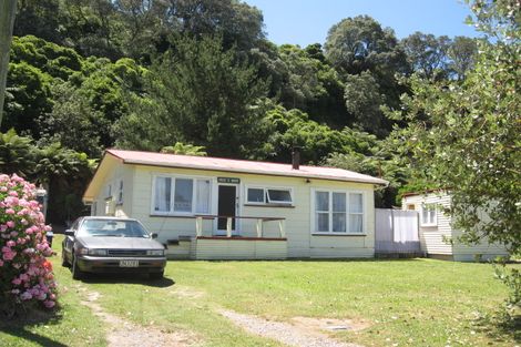 Photo of property in 37 Lyndhurst Avenue, Maketu, Te Puke, 3189