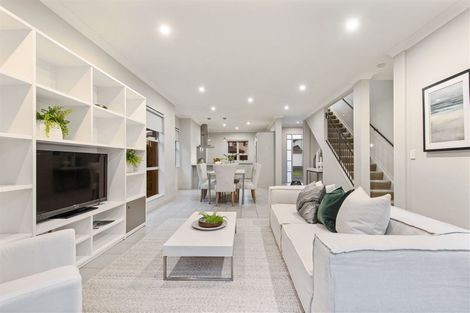 Photo of property in 35 Searle Street, Stonefields, Auckland, 1072