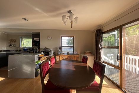 Photo of property in 1/2 Brian Avenue, Forrest Hill, Auckland, 0620