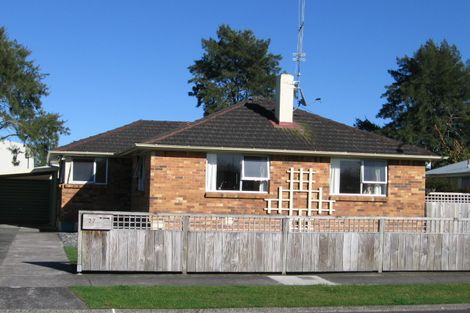 Photo of property in 27 Jamieson Crescent, St Andrews, Hamilton, 3200