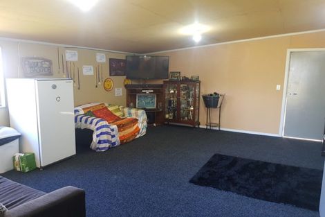 Photo of property in 396 Clinton Highway, Te Houka, Balclutha, 9273