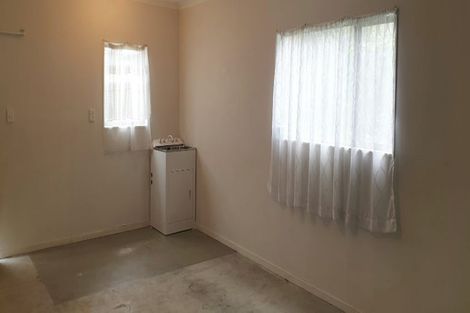 Photo of property in 211 Taradale Road, Pirimai, Napier, 4112