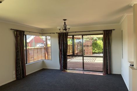 Photo of property in 2 Byblos Place, The Gardens, Auckland, 2105