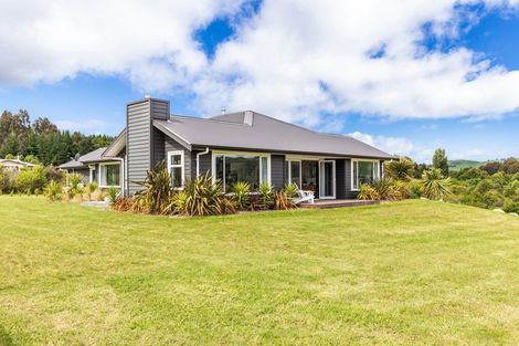 Photo of property in 6 Oakdale Drive, Kinloch, Taupo, 3377