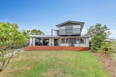 Photo of property in 8 Cohen Place, Milson, Palmerston North, 4414