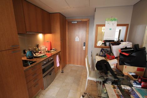 Photo of property in The Metropolis Apartments, 2715/1 Courthouse Lane, Auckland Central, Auckland, 1010