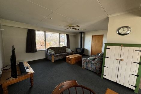 Photo of property in 35 Fache Street, Clyde, 9330