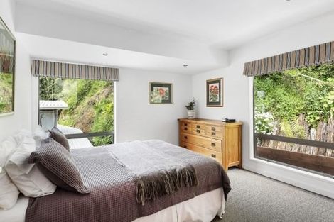 Photo of property in 117 Marine Parade, Seatoun, Wellington, 6022