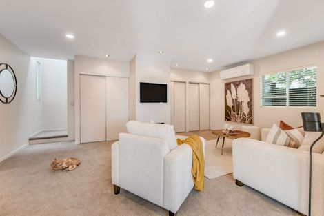 Photo of property in 58 The Circle, Manly, Whangaparaoa, 0930